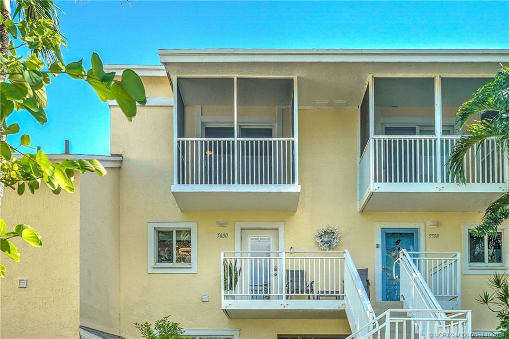 Stuart, Florida 34996, United States, 2 Bedrooms Bedrooms, ,3 BathroomsBathrooms,Residential,Active,40964