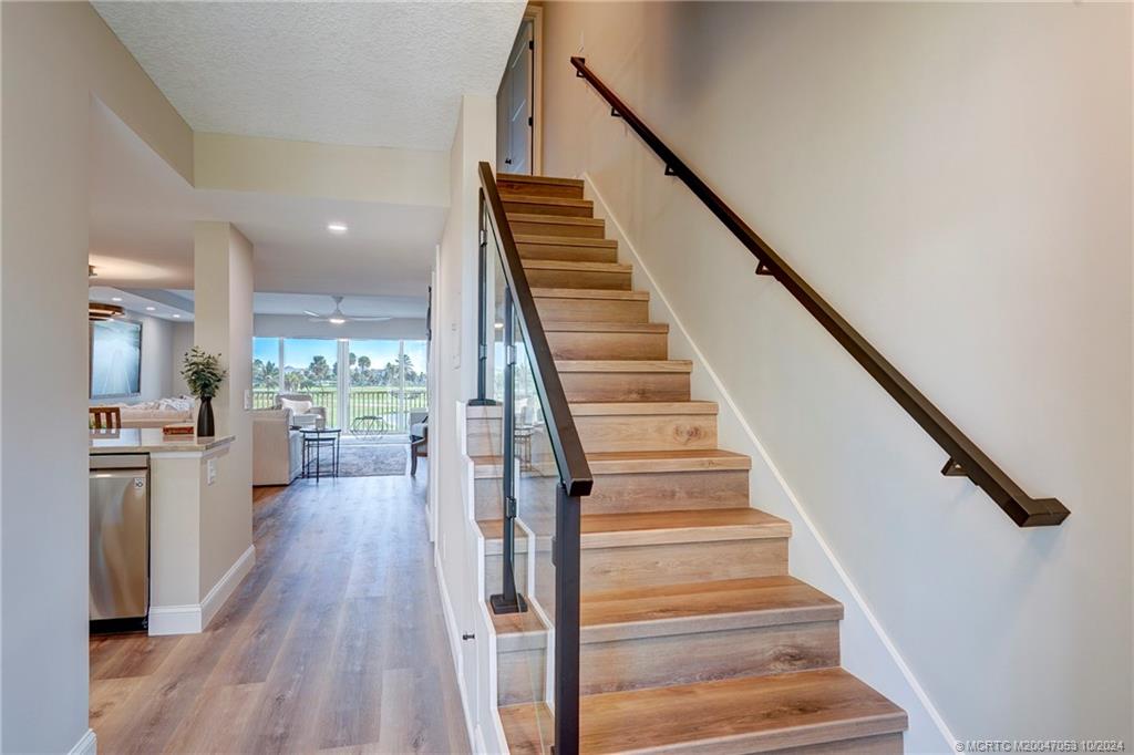 Stuart, Florida 34996, United States, 2 Bedrooms Bedrooms, ,3 BathroomsBathrooms,Residential,Active,40964