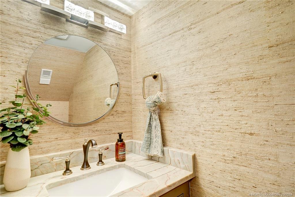 Stuart, Florida 34996, United States, 2 Bedrooms Bedrooms, ,3 BathroomsBathrooms,Residential,Active,40964