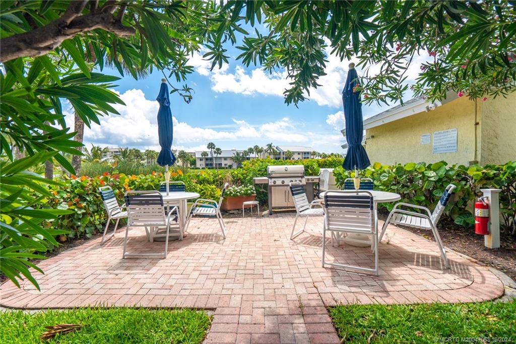 Stuart, Florida 34996, United States, 2 Bedrooms Bedrooms, ,3 BathroomsBathrooms,Residential,Active,40964