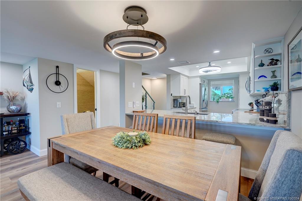 Stuart, Florida 34996, United States, 2 Bedrooms Bedrooms, ,3 BathroomsBathrooms,Residential,Active,40964