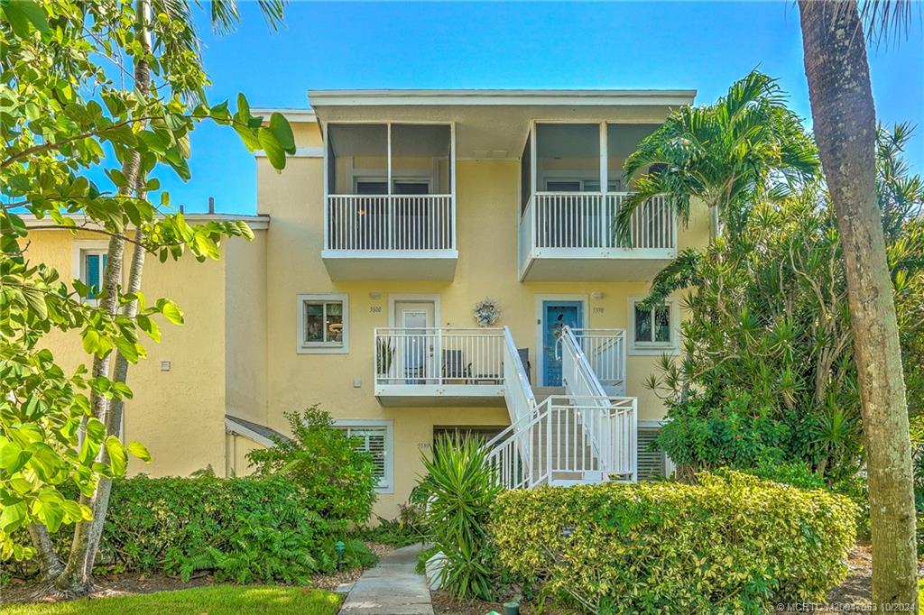 5600 NE Gulfstream Way