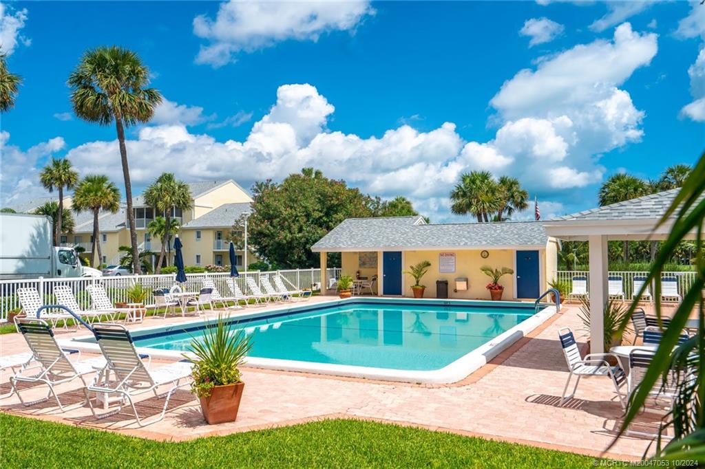 Stuart, Florida 34996, United States, 2 Bedrooms Bedrooms, ,3 BathroomsBathrooms,Residential,Active,40964