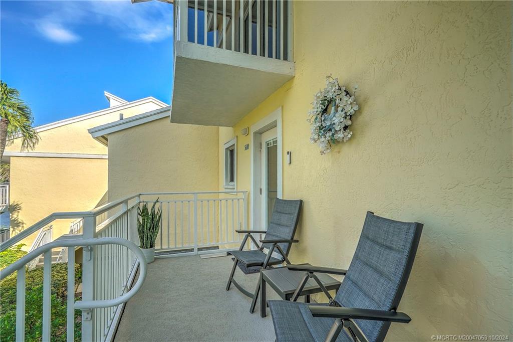 5600 NE Gulfstream Way