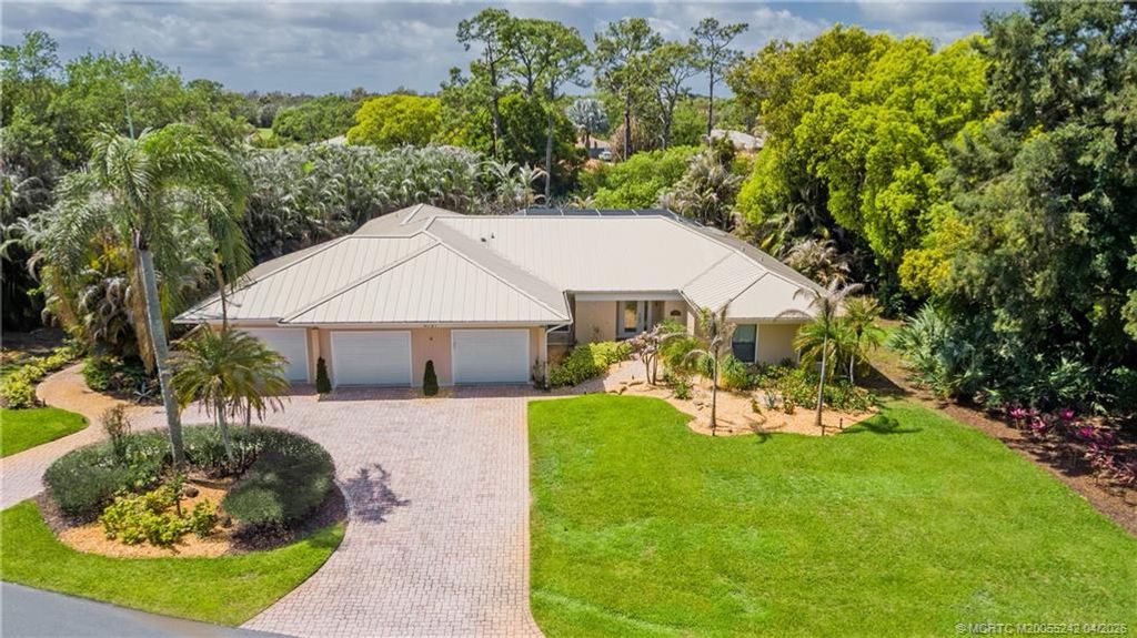 Photo of 4781 SW Parkgate Boulevard, Palm City, FL 34990 (MLS # M20055242)