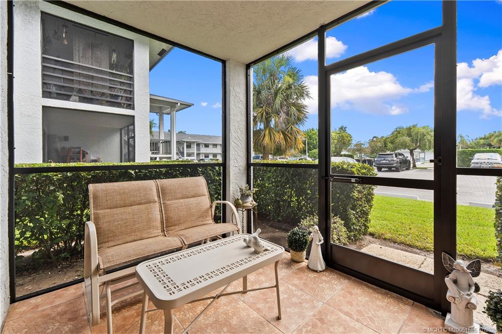 Stuart, Florida 34994, United States, 3 Bedrooms Bedrooms, ,2 BathroomsBathrooms,Residential,Pending,181339