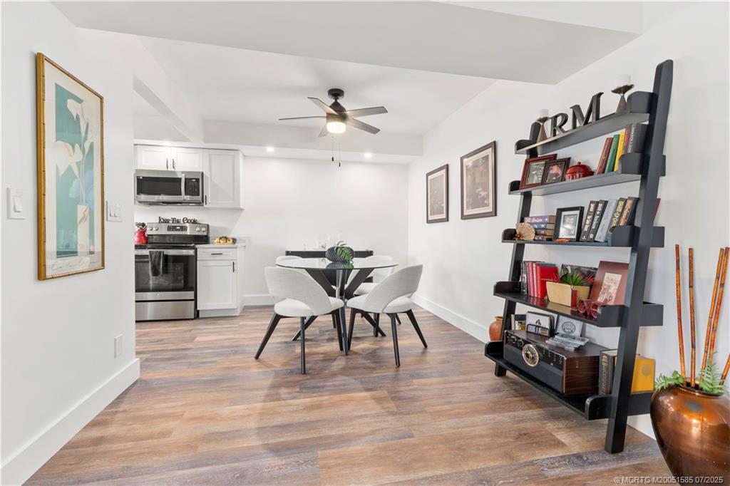 Stuart, Florida 34994, United States, 3 Bedrooms Bedrooms, ,2 BathroomsBathrooms,Residential,Pending,181339