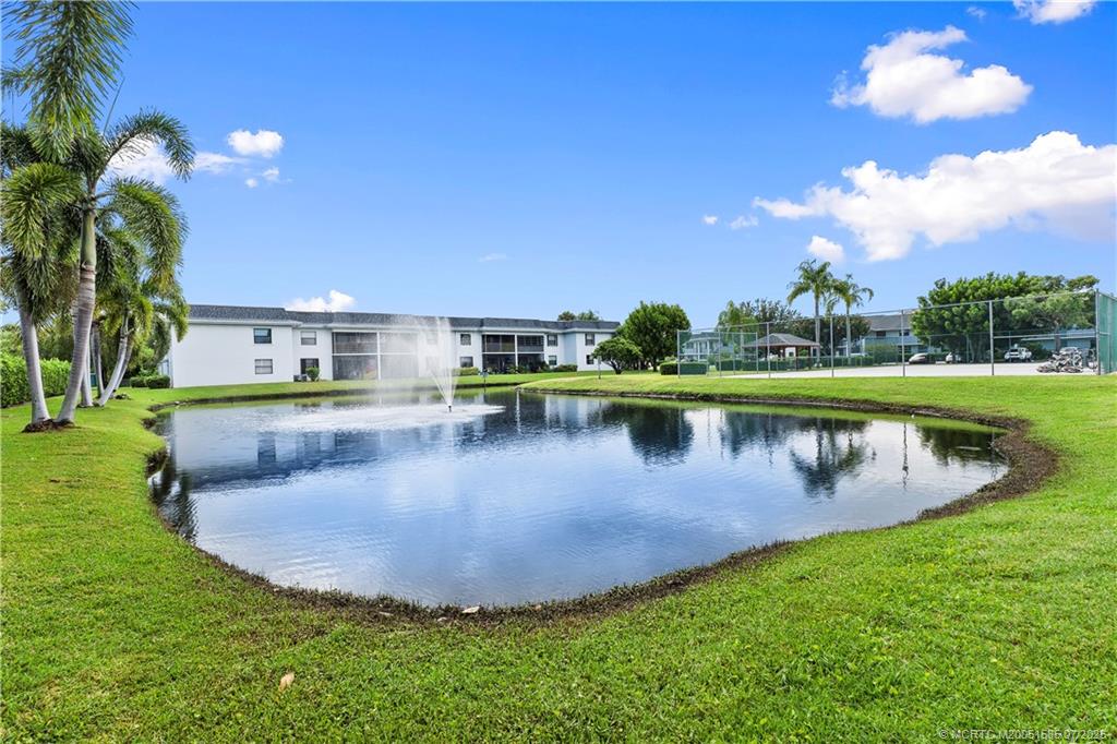 Stuart, Florida 34994, United States, 3 Bedrooms Bedrooms, ,2 BathroomsBathrooms,Residential,Pending,181339