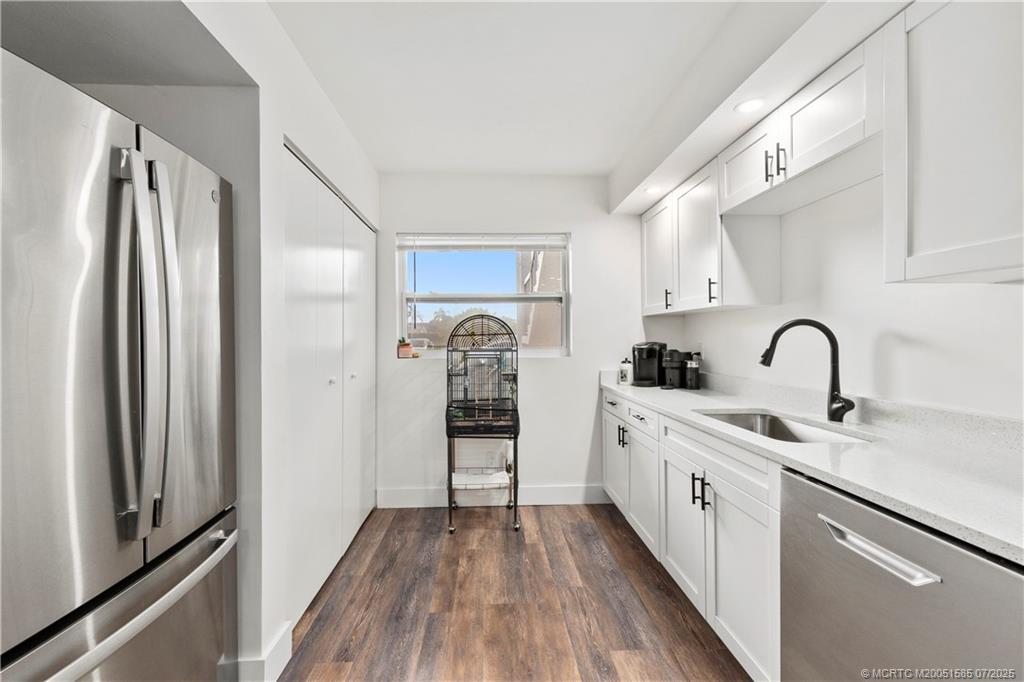 Stuart, Florida 34994, United States, 3 Bedrooms Bedrooms, ,2 BathroomsBathrooms,Residential,Pending,181339