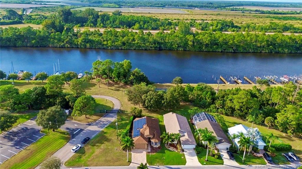 Photo of 8946 SW Fishermans Wharf Drive, Stuart, FL 34997 (MLS # M20053522)