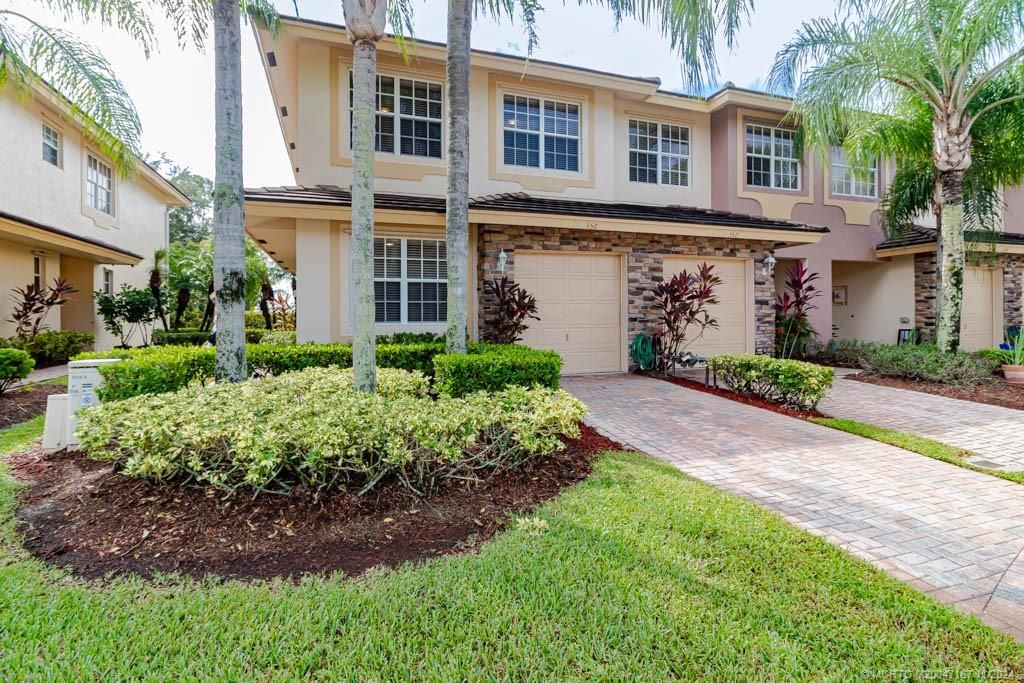 Photo of 356 SE Bloxham Way, Stuart, FL 34997 (MLS # M20047167)