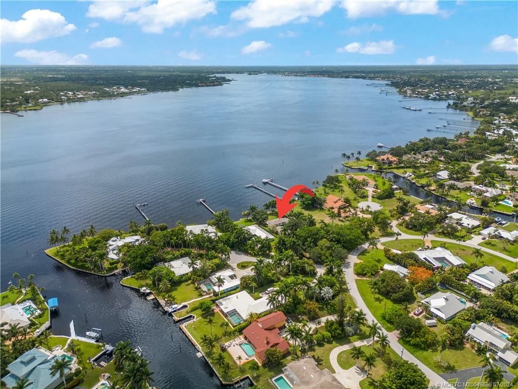 Photo of 1809 NW Bright River Point, Stuart, FL 34994 (MLS # M20045666)