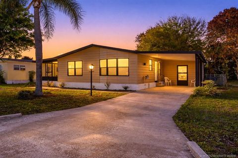 Photo of 2828 SW Toronado Trail, Stuart, FL 34997 (MLS # M20055973)