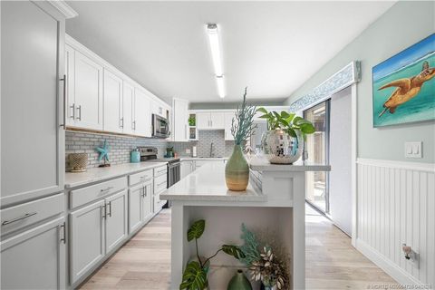 Townhouse For Sale - 6057 SE Riverboat Drive<br/> Stuart, FL 34997