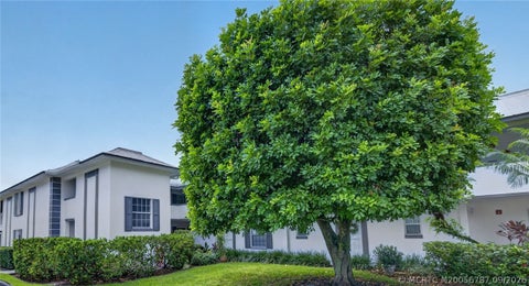 Photo of 803 SE Central Parkway #9, Stuart, FL 34994 (MLS # M20056787)