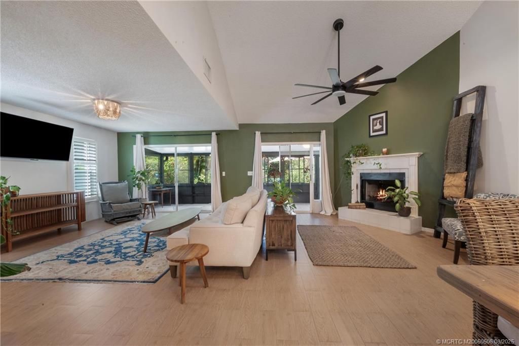 Photo of FL 34957 (MLS # M20050506)