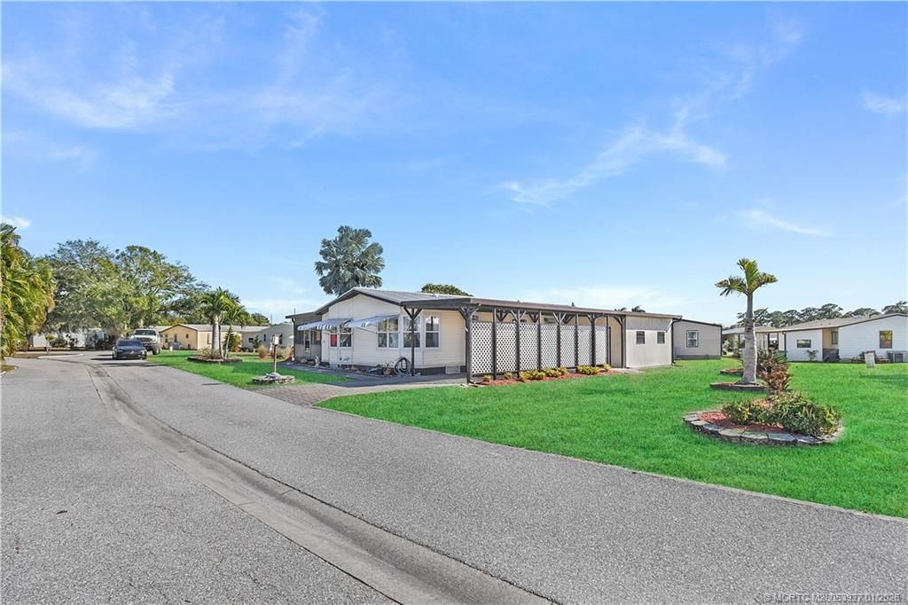 Photo of 471 Ann Marie Circle, Port Saint Lucie, FL 34952 (MLS # M20053927)