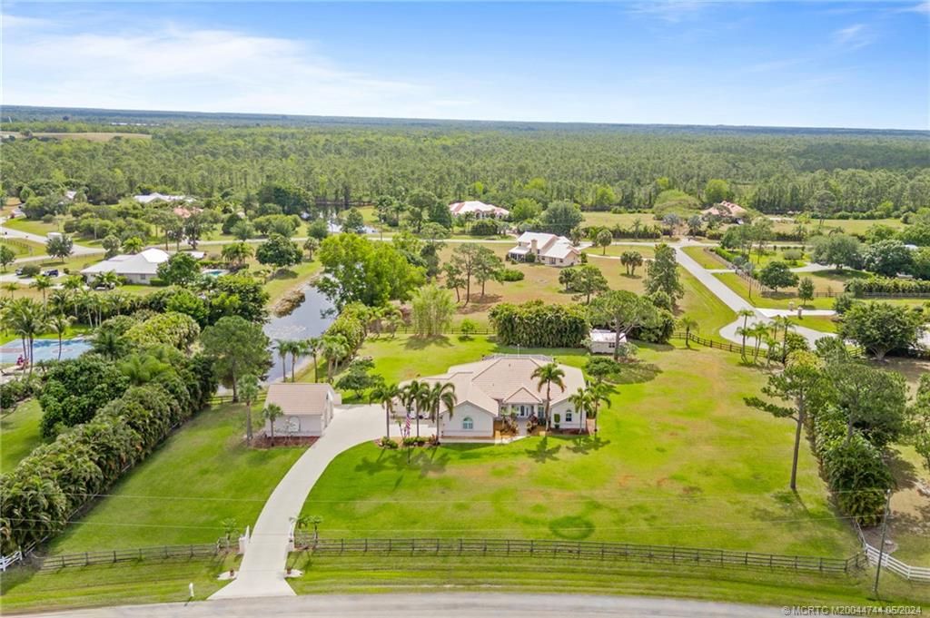 Photo of 2657 SW Beaumont Avenue, Palm City, FL 34990 (MLS # M20044744)