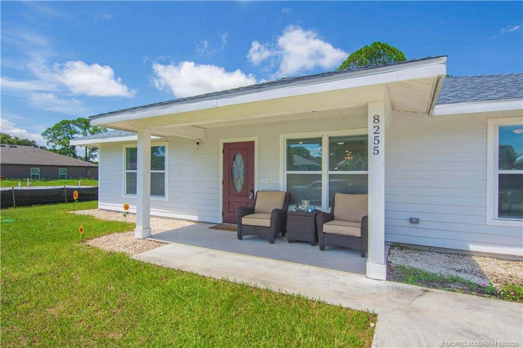 Photo of 8255 105th Court, Vero Beach, FL 32967 (MLS # M20056684)