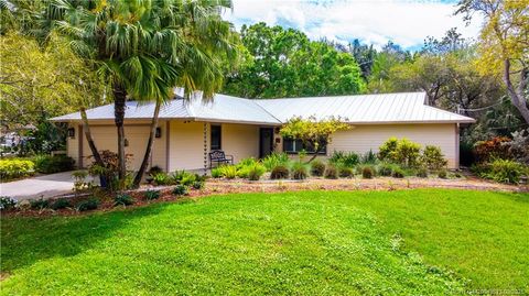 8556 SE May Terrace Hobe Sound FL 33455