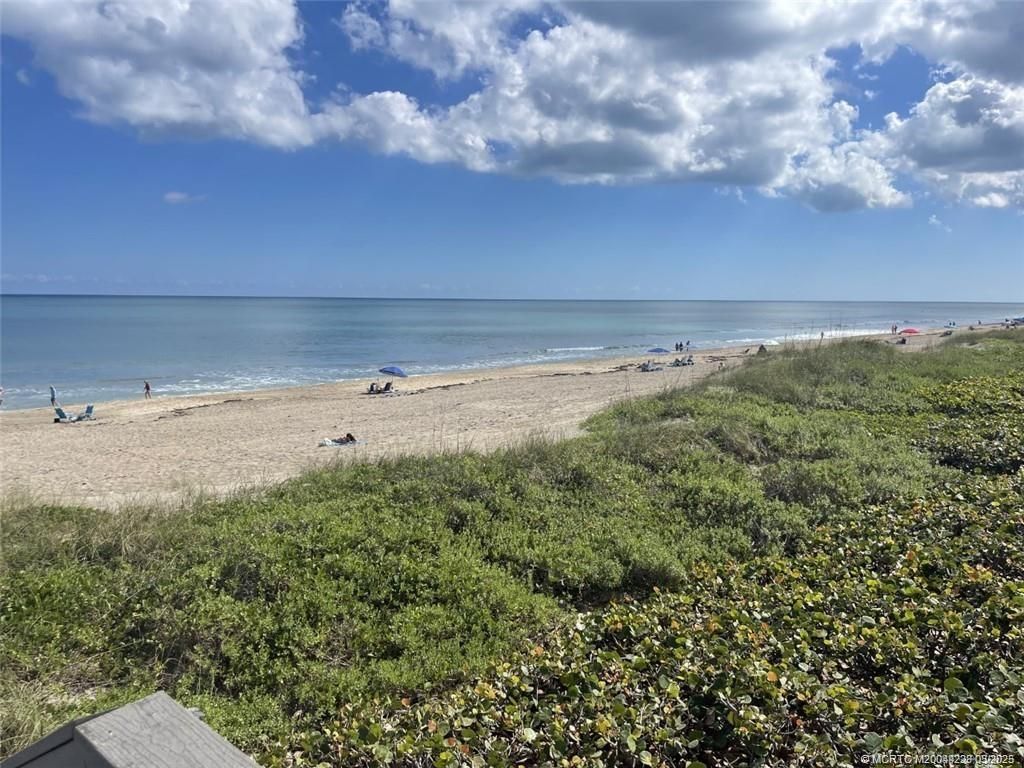 Photo of 5565 NE Gulfstream Way, Stuart, FL 34996 (MLS # M20044228)