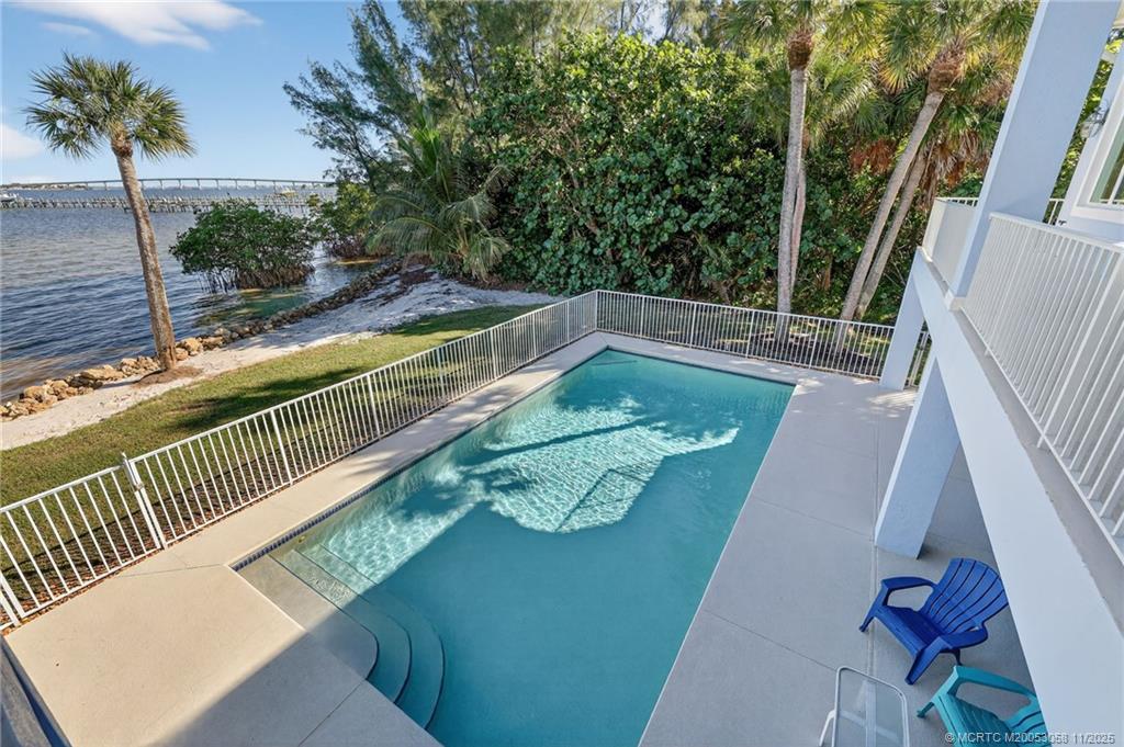 Stuart, Florida, 34996, United States, 4 Bedrooms Bedrooms, ,6 BathroomsBathrooms,Residential,Active,1996785