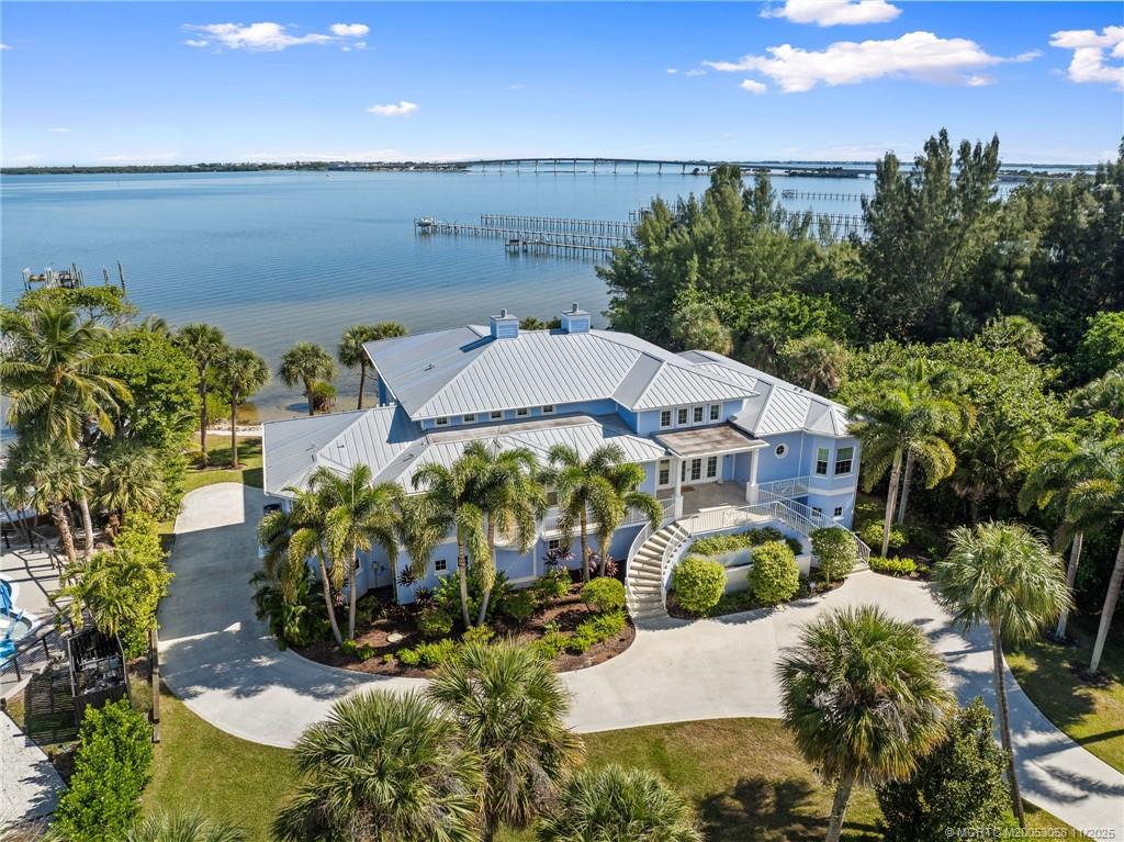 Stuart, Florida, 34996, United States, 4 Bedrooms Bedrooms, ,6 BathroomsBathrooms,Residential,Active,1996785