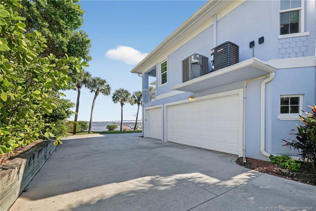 Stuart, Florida, 34996, United States, 4 Bedrooms Bedrooms, ,6 BathroomsBathrooms,Residential,Active,1996785