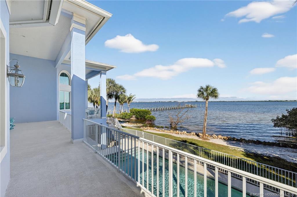 Stuart, Florida, 34996, United States, 4 Bedrooms Bedrooms, ,6 BathroomsBathrooms,Residential,Active,1996785