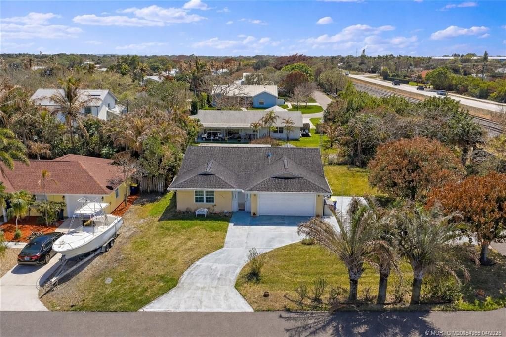 Photo of 7954 SE Carlton Street, Hobe Sound, FL 33455 (MLS # M20054366)