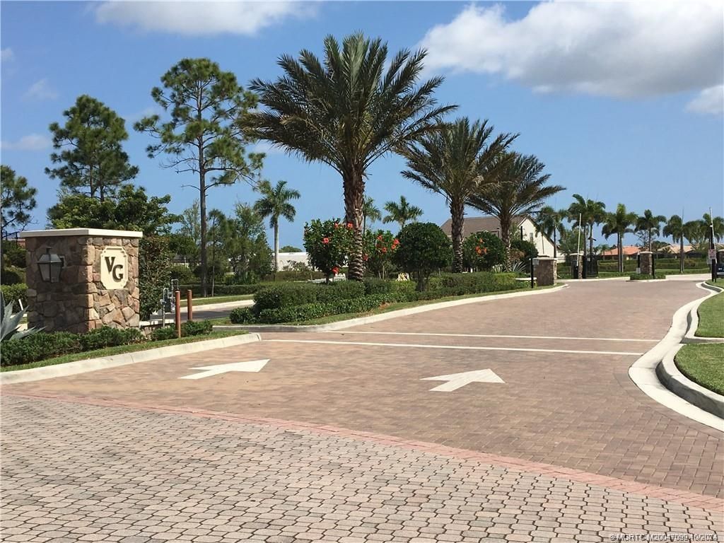 Photo of 861 SE Courances Drive, Port Saint Lucie, FL 34984 (MLS # M20047099)