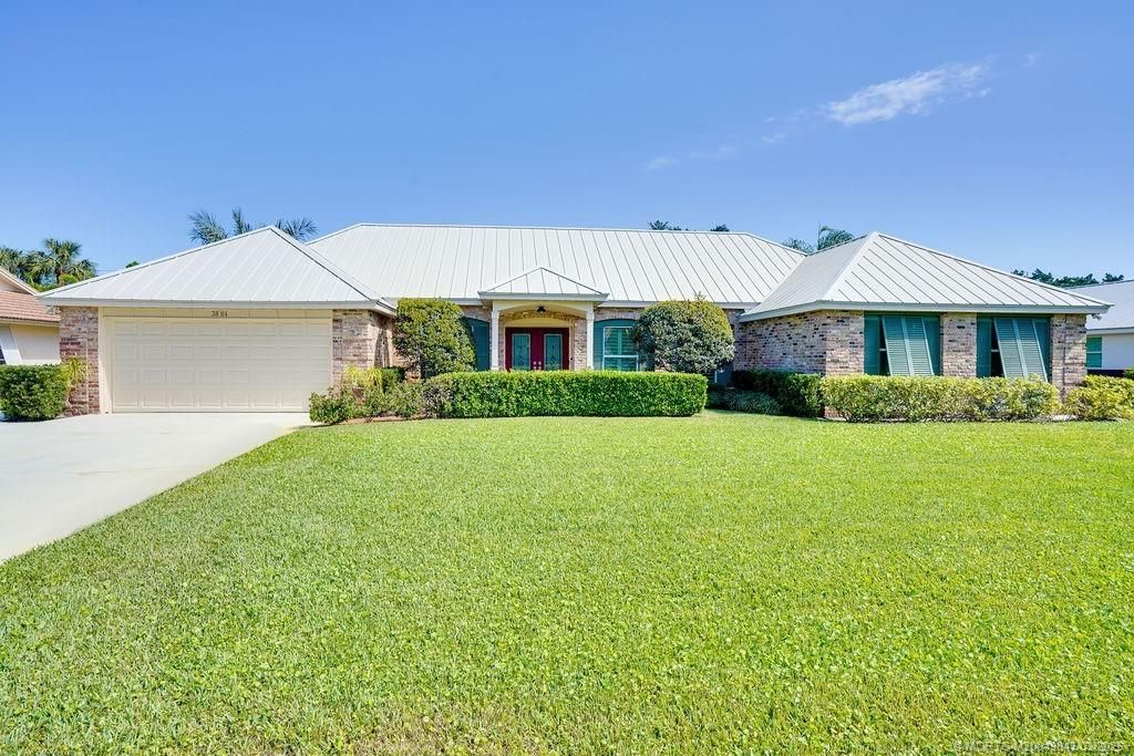 Photo of 3804 SE Fairway E, Stuart, FL 34997 (MLS # M20049847)