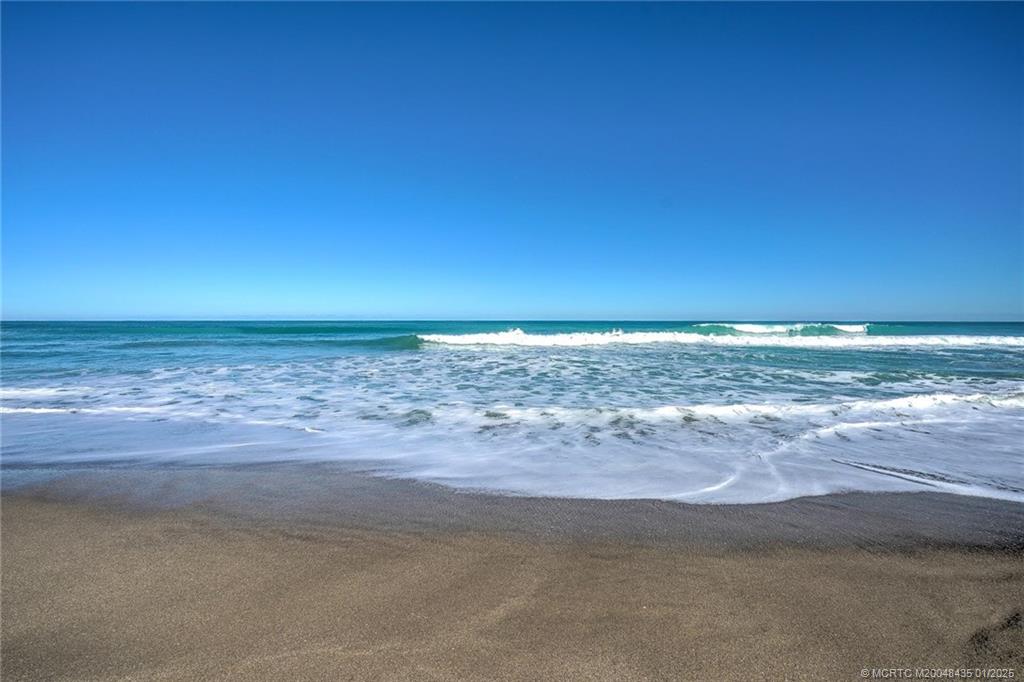 Jensen Beach, Florida 34957, United States, 1 Bedroom Bedrooms, ,2 BathroomsBathrooms,Residential,Active,20728