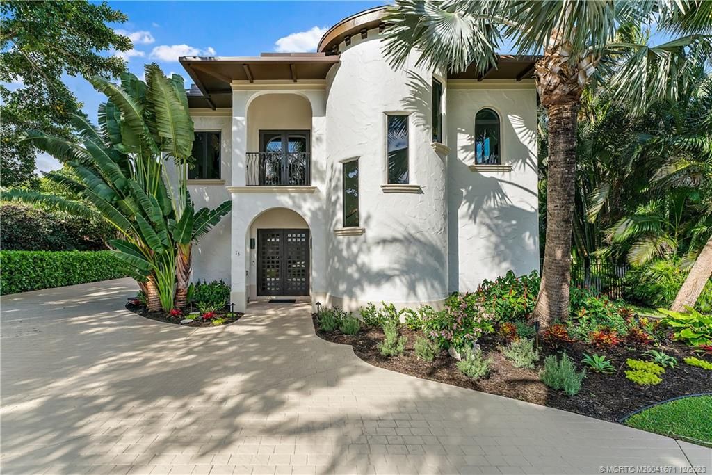 Photo of 15 Middle Road, Sewalls Point, FL 34996 (MLS # M20041671)