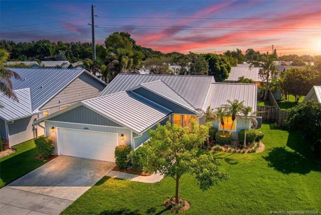 Photo of 6703 SE Raintree Avenue, Stuart, FL 34997 (MLS # M20056288)
