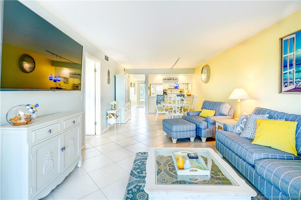 Stuart, Florida 34996, United States, 2 Bedrooms Bedrooms, ,2 BathroomsBathrooms,Residential,Active,83730