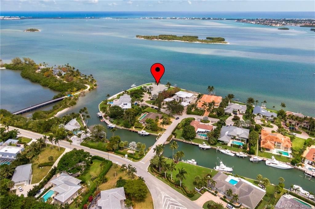 Photo of 1 Island Road, Stuart, FL 34996 (MLS # M20049298)
