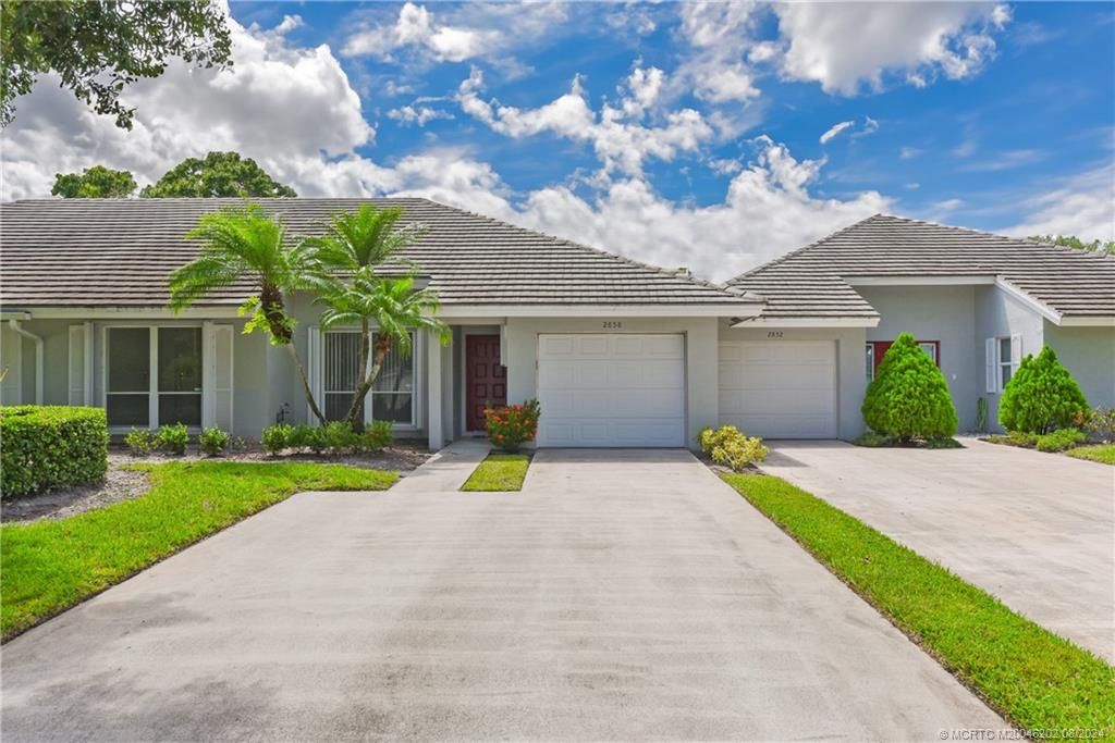 Photo of 2858 SW Westlake Circle, Palm City, FL 34990 (MLS # M20046202)