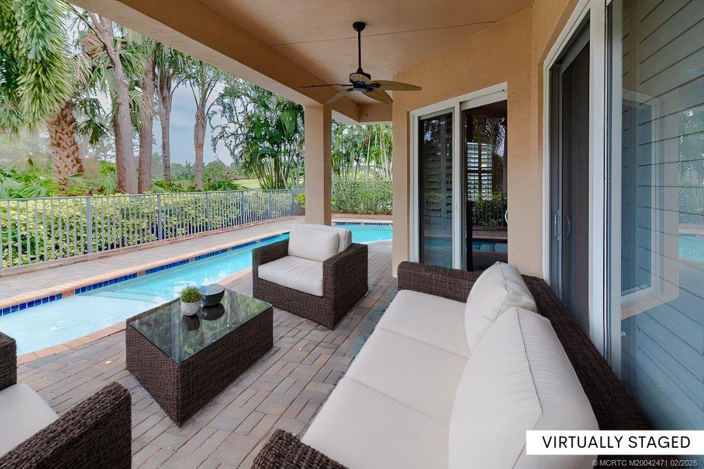742 SW Palm Cove Drive