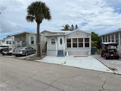 Mobile Home For Sale - 879 Nettles Boulevard<br/> Saint Lucie County, Jensen Beach, FL 34957