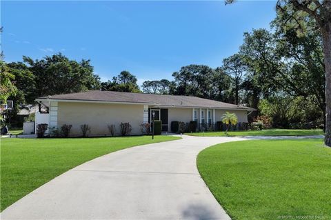Photo of 434 NE Acacia Place, Jensen Beach, FL 34957 (MLS # M20050156)