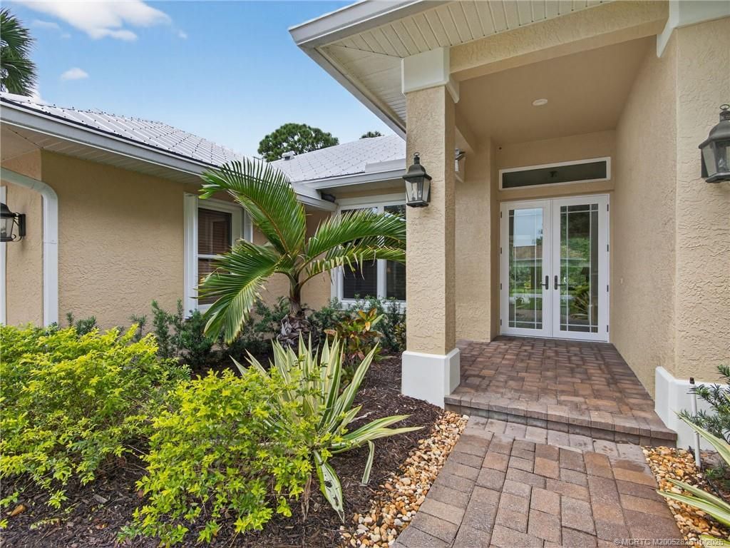 Photo of 8836 SW Fishermans Wharf Drive, Stuart, FL 34997 (MLS # M20052826)