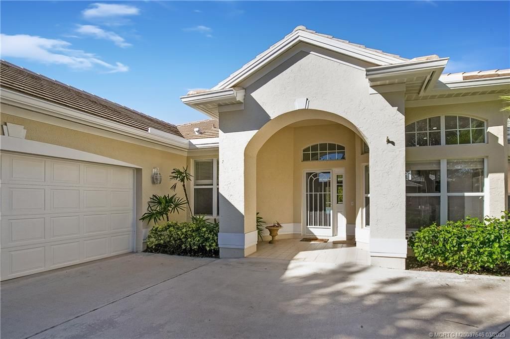 Photo of 1668 SW Monarch Club Drive, Palm City, FL 34990 (MLS # M20037646)