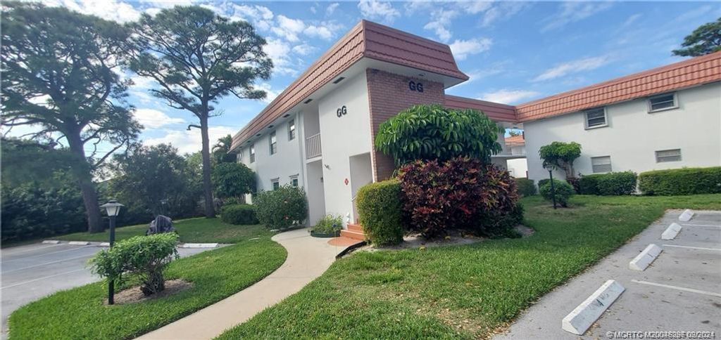 Photo of 2600 SE Ocean Boulevard #GG-3, Stuart, FL 34996 (MLS # M20046296)