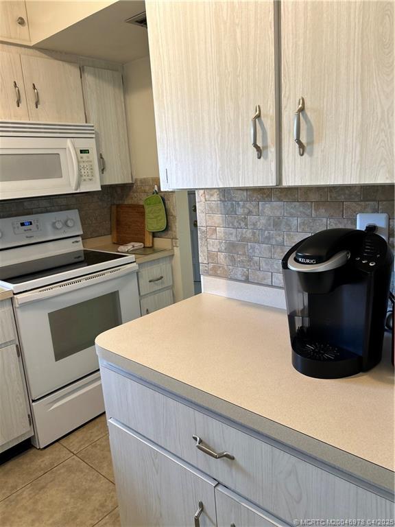 Stuart, Florida 34994, United States, 2 Bedrooms Bedrooms, ,2 BathroomsBathrooms,Residential,Active,41648