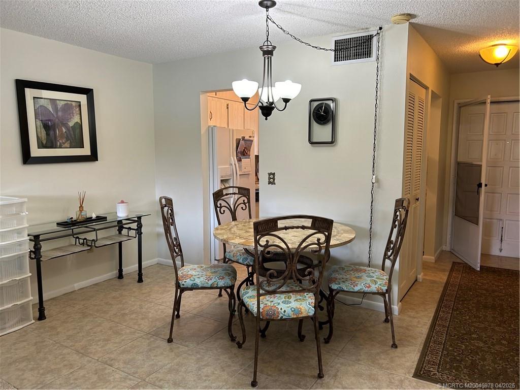 Stuart, Florida 34994, United States, 2 Bedrooms Bedrooms, ,2 BathroomsBathrooms,Residential,Active,41648