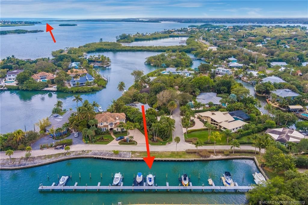 Photo of 7 Palm Road, Sewalls Point, FL 34996 (MLS # M20033159)