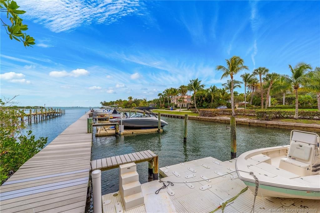 Photo of 7 Palm Road, Sewalls Point, FL 34996 (MLS # M20033159)