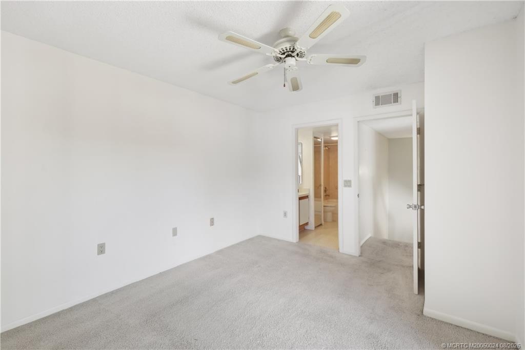 Stuart, Florida 34997, United States, 2 Bedrooms Bedrooms, ,3 BathroomsBathrooms,Residential,Active,103651