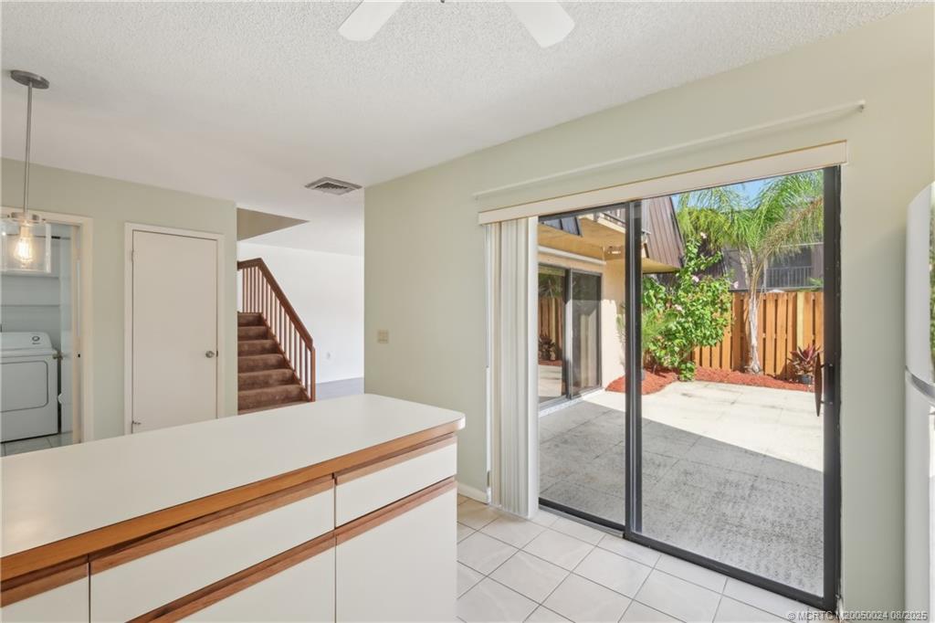 Stuart, Florida 34997, United States, 2 Bedrooms Bedrooms, ,3 BathroomsBathrooms,Residential,Active,103651